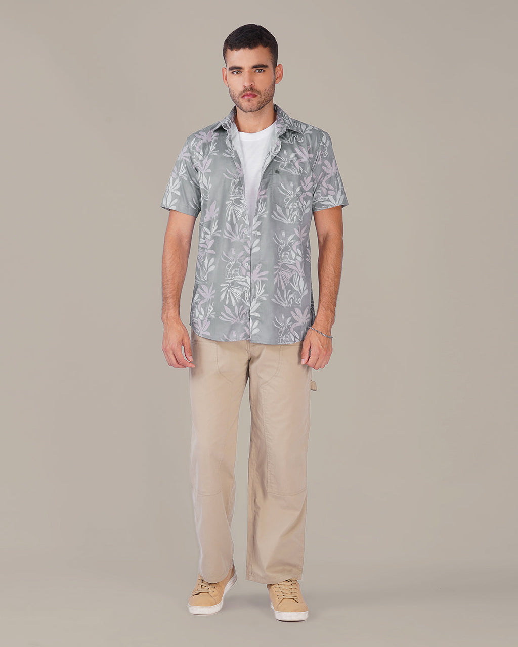 Light Gray Floral Polyester Blend Short Sleeve Shirt
