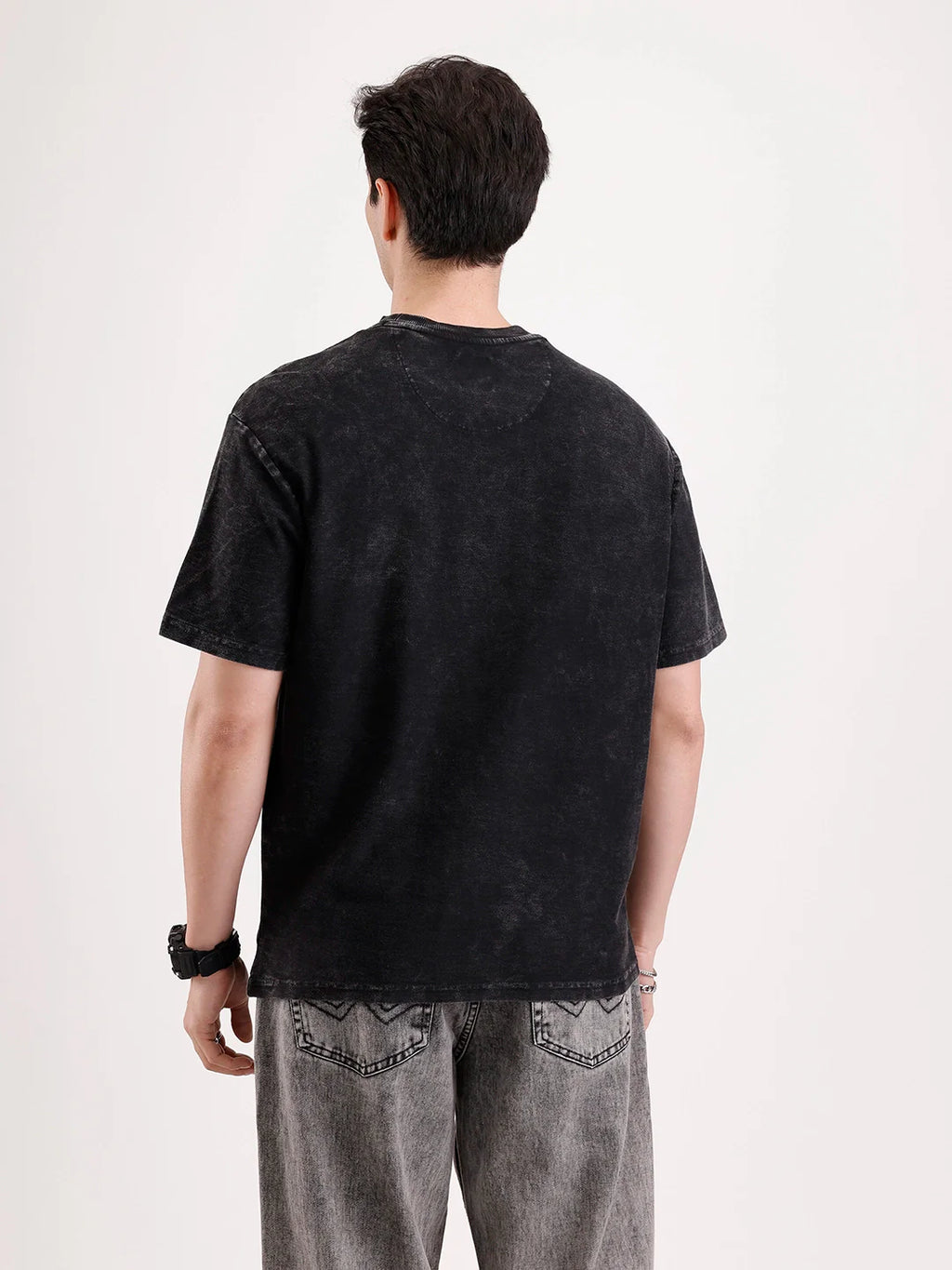 Washed Embroidery Patch T-Shirt   |  Black