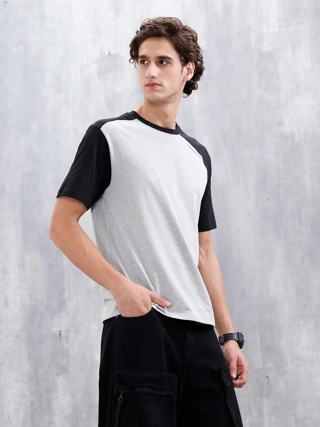 Comfort Fit Men's Colorblocked Tshirt | Grey