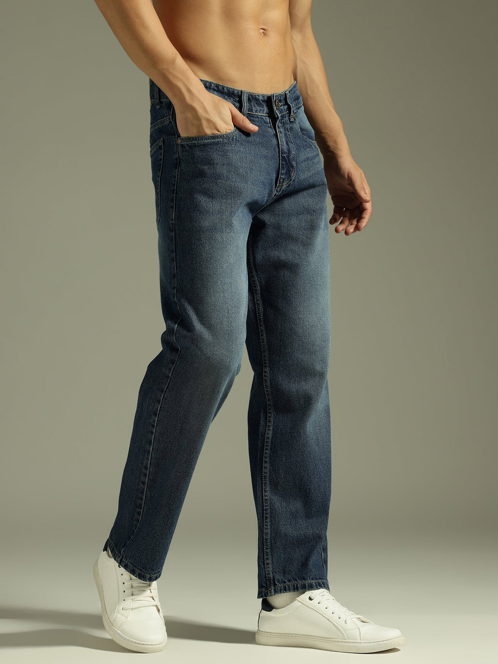 Faded Baggy Jeans