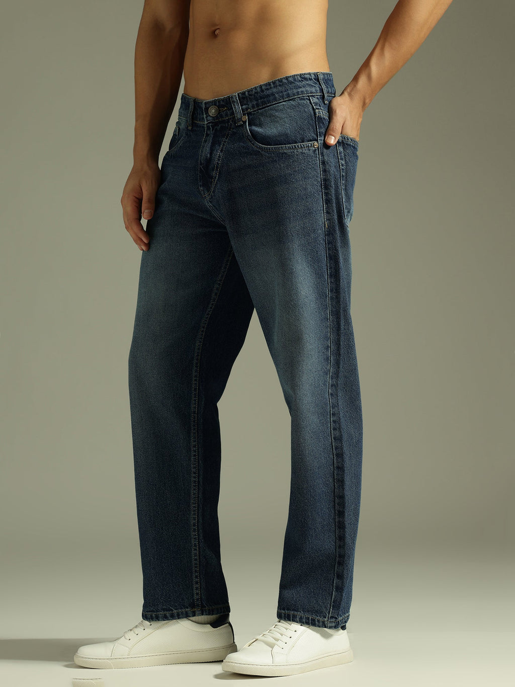 Faded Baggy Jeans