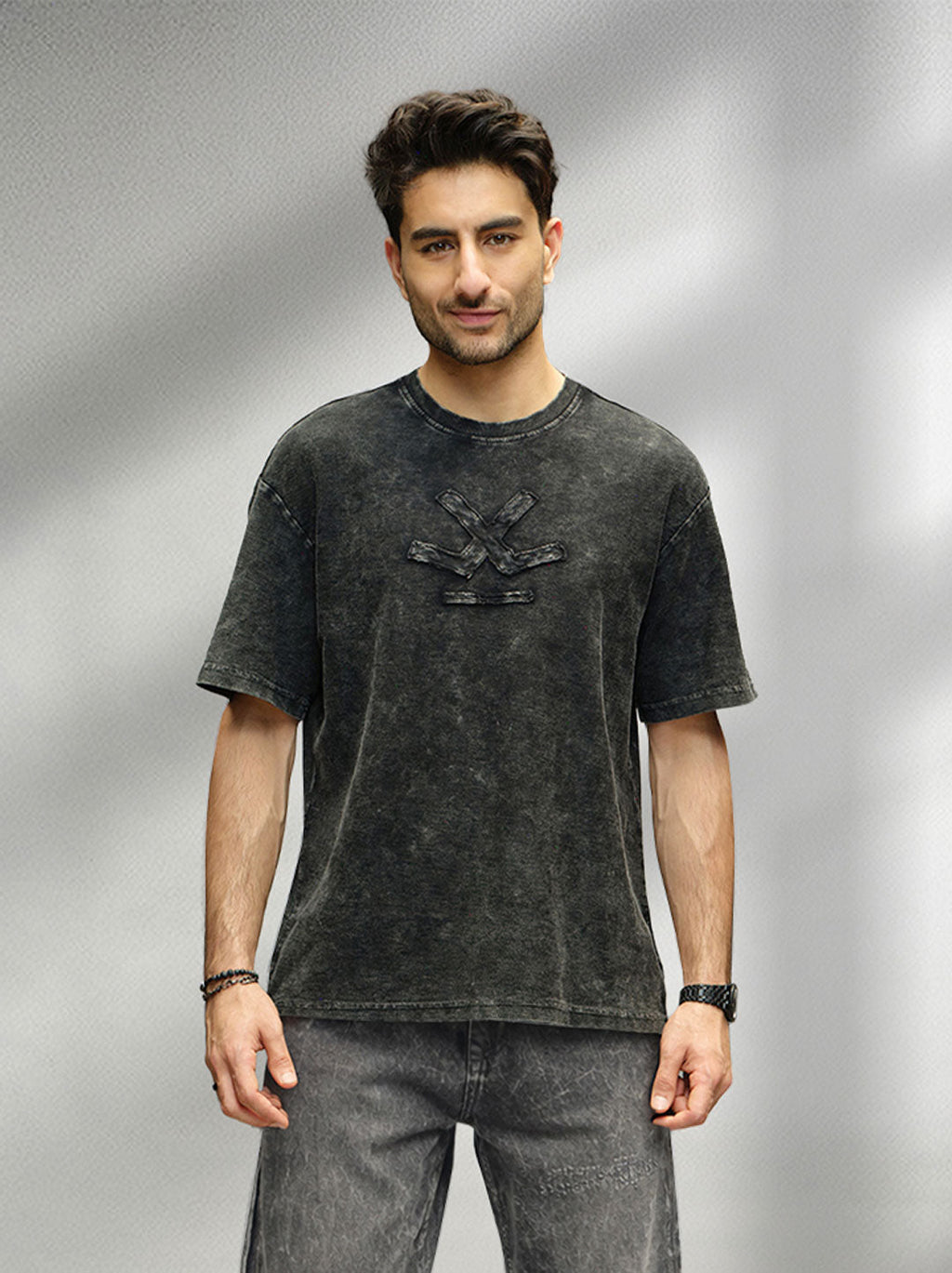 Washed Embroidery Patch T-Shirt   |  Black