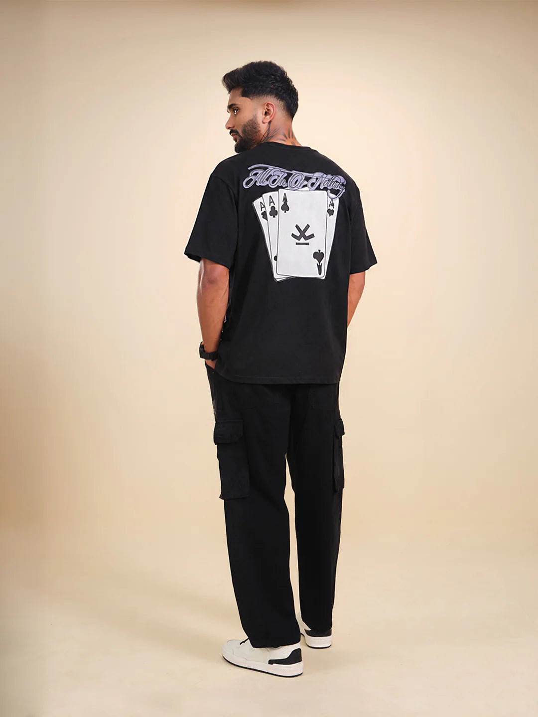 Casual Men Oversized Fit Tee With Graphic | Black