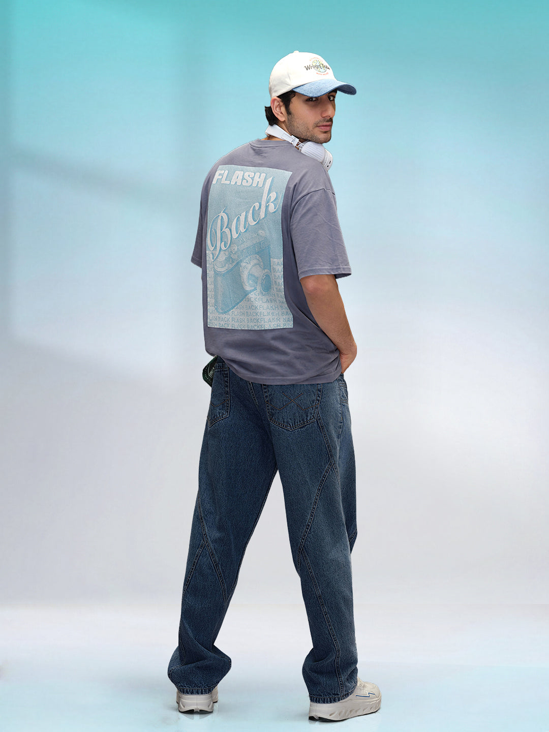 Casual Men Oversized Fit Tee With Graphic | Grey